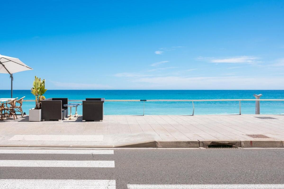 Le Coq Imperial - Parking - Spacieux Menton Eksteriør billede